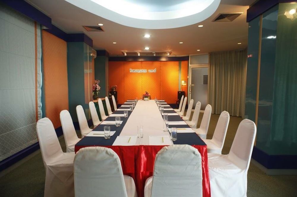 Boon Siam Hotel Краби Экстерьер фото