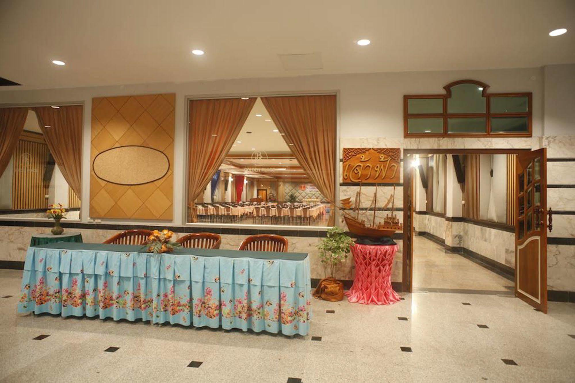 Boon Siam Hotel Краби Экстерьер фото