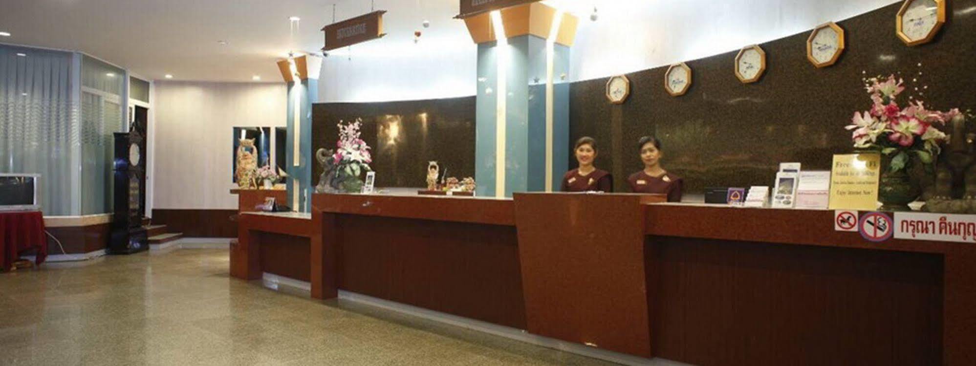 Boon Siam Hotel Краби Экстерьер фото